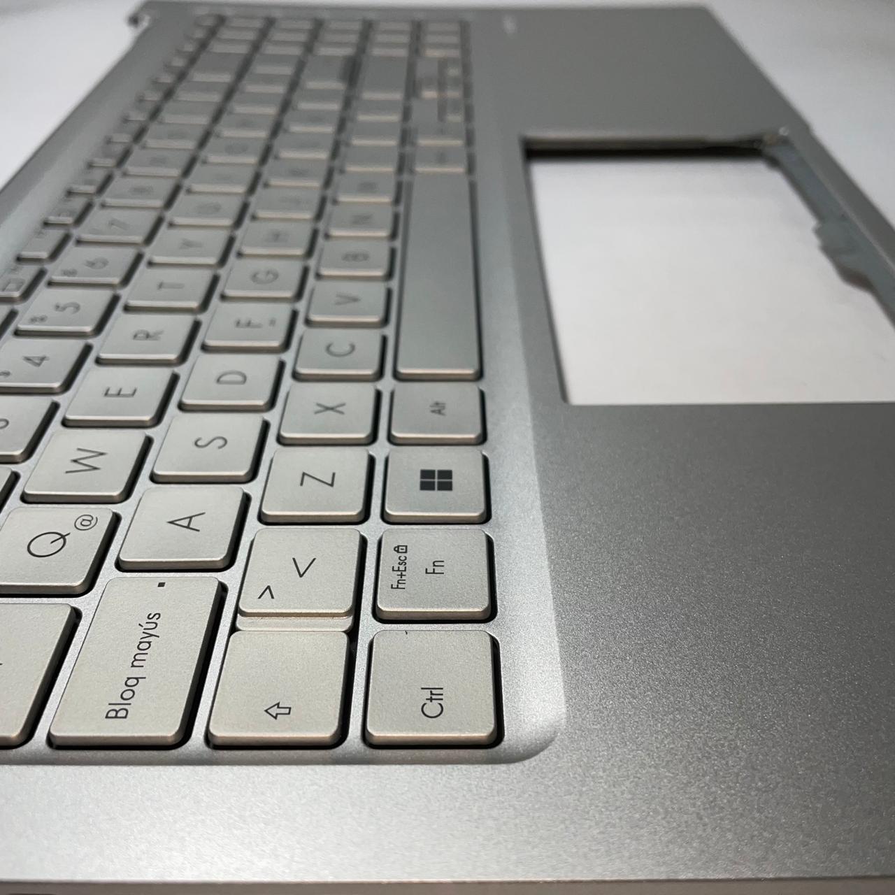 Posamanos Asus Vivobook 15X