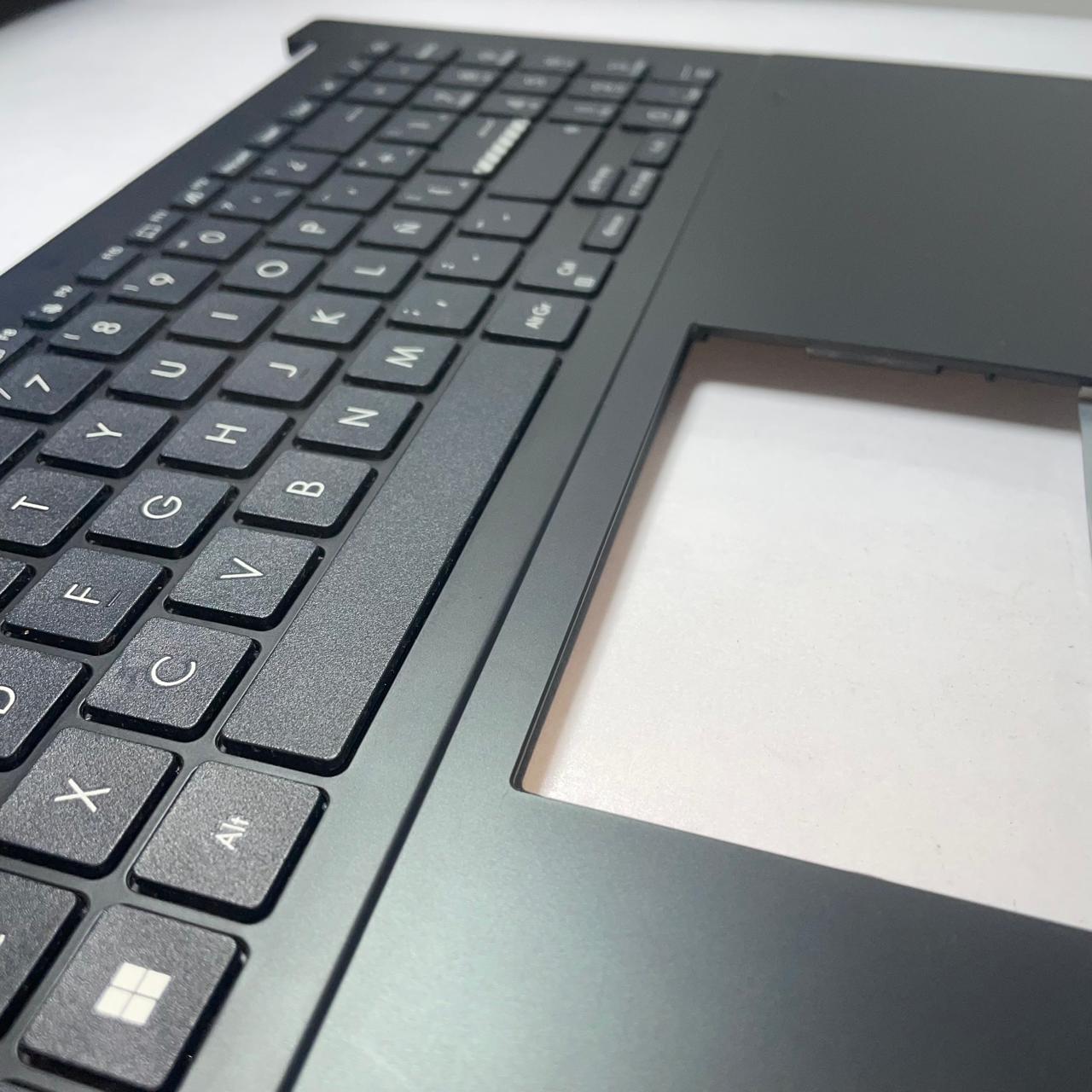 Posamanos Asus Vivobook GO 15 E1504FA