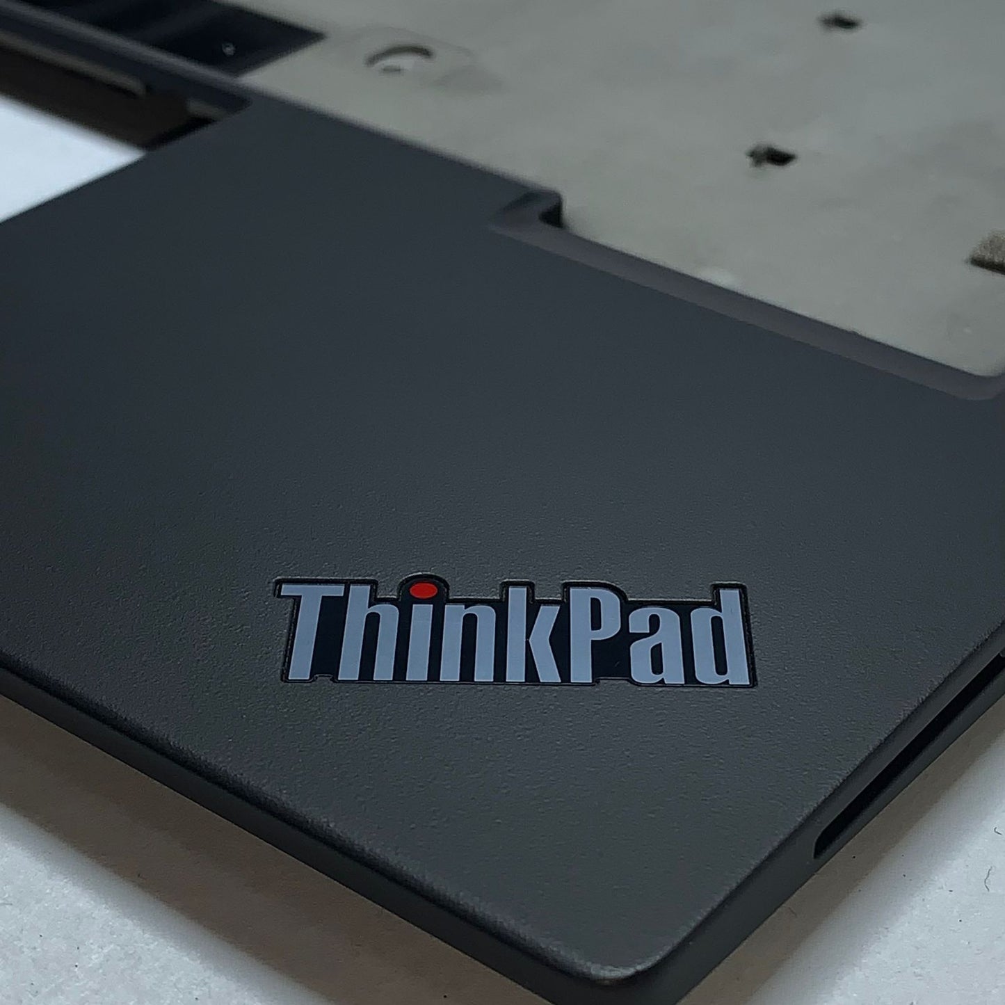 Posamanos Lenovo Thinkpad T14 Generacion 4