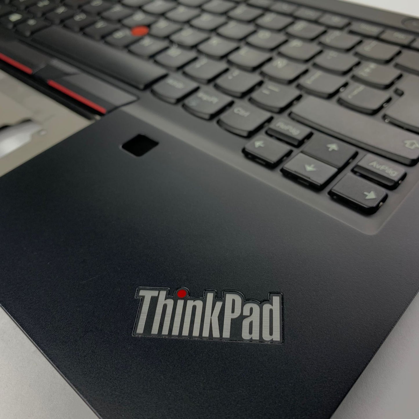 Posamanos Lenovo ThinkPad T14S Generación 1